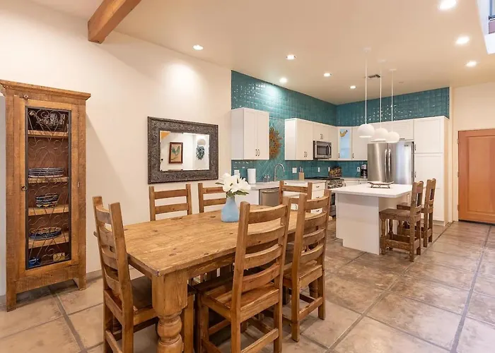 Mercado San Agustin, 2 Bedroom 2.5 Ba, Patio, Garage