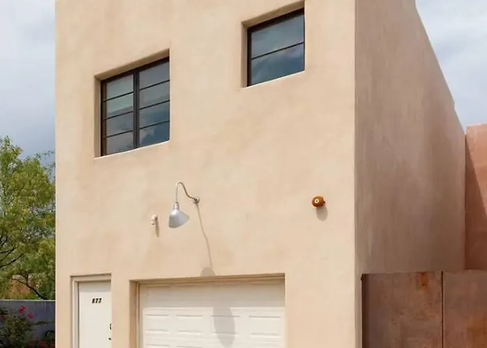 Mercado San Agustin, 2 Bedroom 2.5 Ba, Patio, Garage *