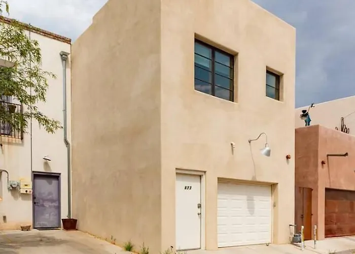 Mercado San Agustin, 2 Bedroom 2.5 Ba, Patio, Garage