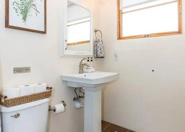 Mercado San Agustin, 2 Bedroom 2.5 Ba, Patio, Garage Tucson