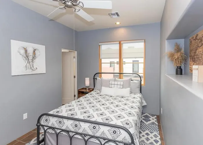 Holiday home Mercado San Agustin, 2 Bedroom 2.5 Ba, Patio, Garage