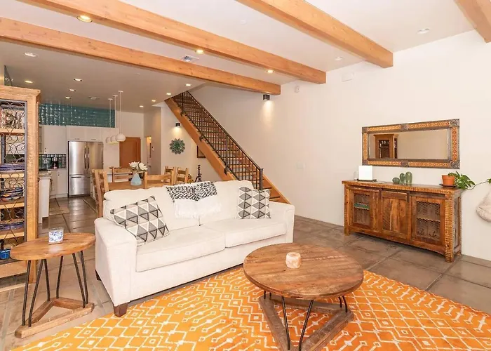 Mercado San Agustin, 2 Bedroom 2.5 Ba, Patio, Garage *